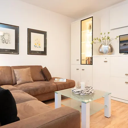 Lindenstrasse 19a Seewind * Groemitz
