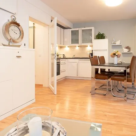 Lindenstrasse 19a Seewind Groemitz